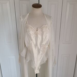 ‘99 VTG Victoria’s Secret Bridal Robe Teddy Set Size XS S Lace Sequins Beaded